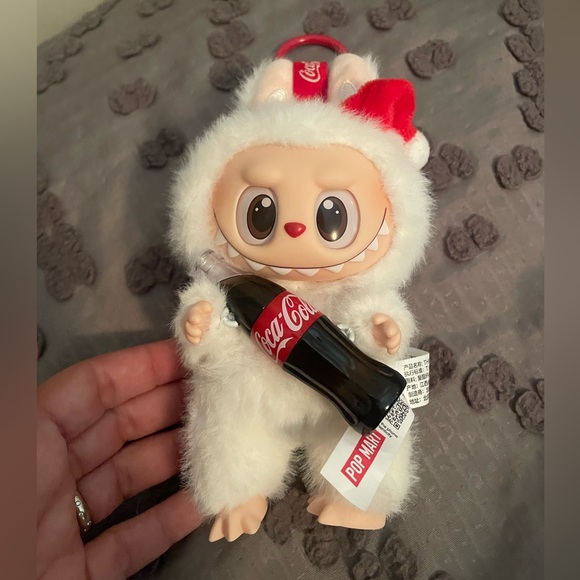 Pop Mart Coca-Cola Labubu - Picture 5 of 15